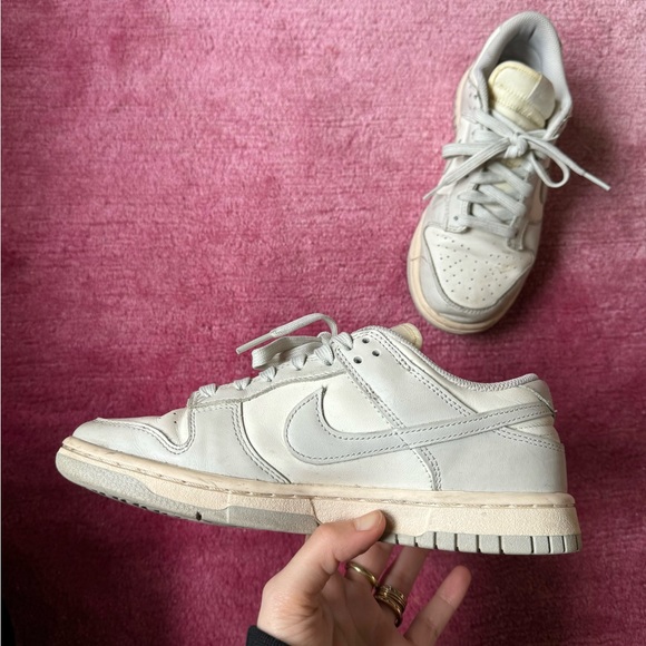 Nike low dunks “light bone” - Picture 4 of 5